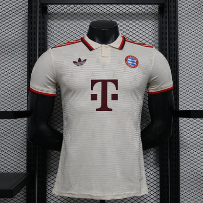 FC Bayern Munich
Third Version Joueur
2024/2025
