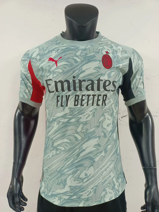 Milan AC Edition Vert
Version Joueur
2024/2025