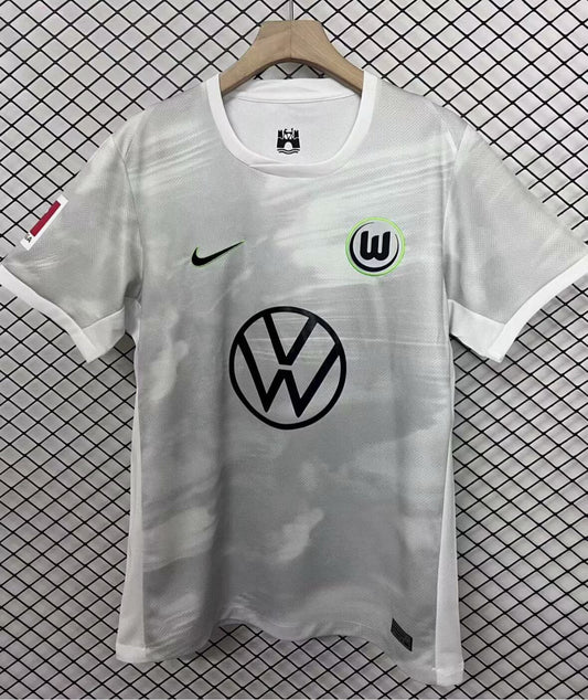 VfL Wolfsburg
Extérieur 2025/2026