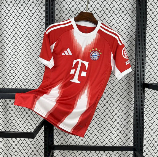 Maillot Bayern Munich
Domicile 2025/2026