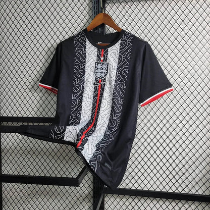 Maillot Angleterre foot concept 2024 2025 Burbery