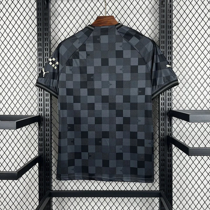 Maillot City foot noir concept Louis Vuitton 2024 2025