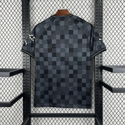 Maillot City foot noir concept Louis Vuitton 2024 2025